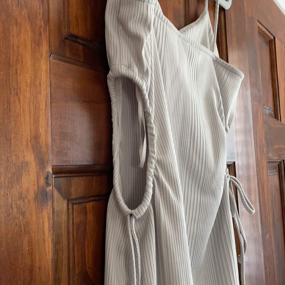NEW no tags Topshop women’s juniors size 4 short cutout dress - Picture 5 of 6